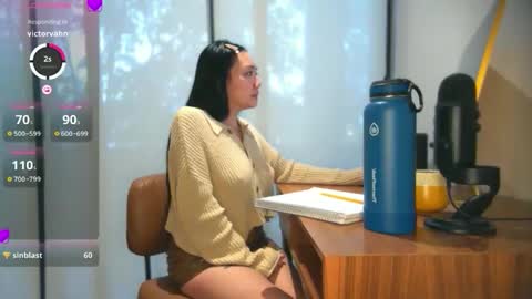 Snapshot of ozhmara chatting on November 5, 1:55 pm ozhmara online show from November 5, 1:55 pm