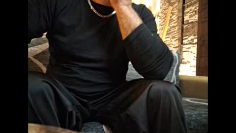 Snapshot of p326032 chatting on November 8, 8:40 pm p326032 online show from November 8, 8:40 pm