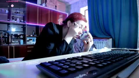 Ella online show from March 1, 6:46 am