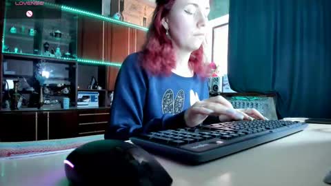 Ella online show from March 8, 11:16 am