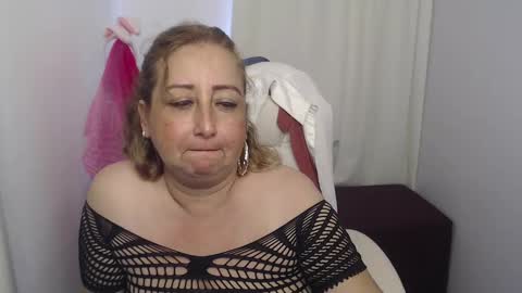 paiperhalliwey online show from January 15, 7:23 pm