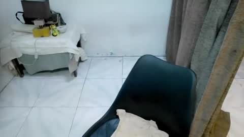 Snapshot of pakarat_karatxcx chatting on September 18, 3:03 pm pakarat_karatxcx online show from September 18, 3:03 pm