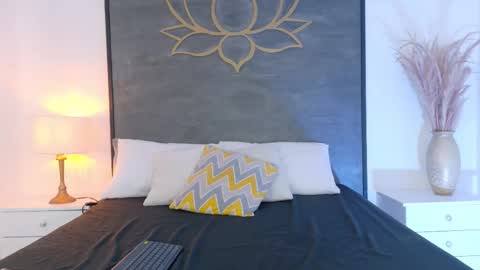 Pamela Parrish online show from October 25, 11:29 am