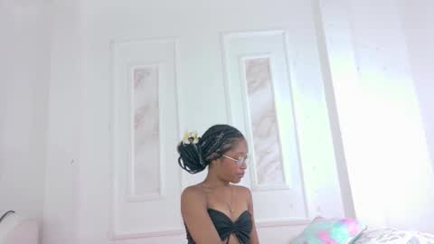 Snapshot of pamelaa_07 chatting on November 25, 1:11 pm Pamela online show from November 25, 1:11 pm