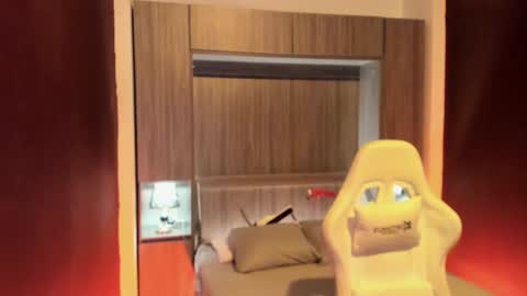  P A M  online show from October 9, 4:21 am