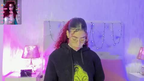 TELL ME PAMELLA AND GIVE ME A GOOD GRADE ITS IMPORTANT online show from November 5, 11:43 am