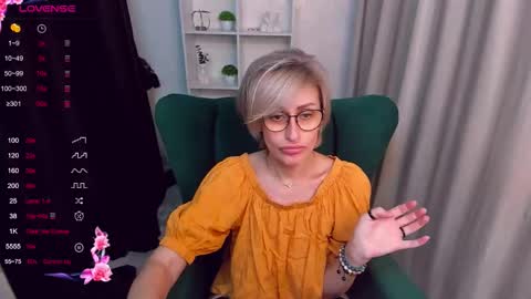 pamellamurphy online show from November 10, 5:06 am