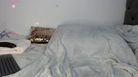 Pamela online show from September 9, 6:51 pm