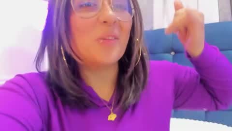 Snapshot of pandoracherry chatting on March 8, 8:55 am Pandora online show from March 8, 8:55 am