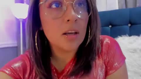 Snapshot of pandoracherry chatting on March 9, 3:11 am Pandora online show from March 9, 3:11 am