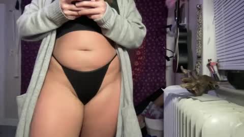 Pantiesofthefae online show from February 10, 11:55 pm