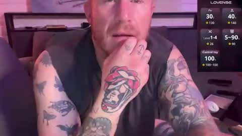 Red online show from December 17, 10:10 am