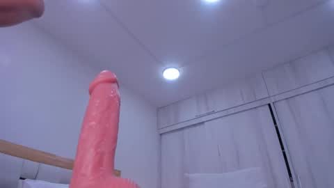 Paola  online show from February 1, 1:12 am