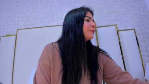 Paola  online show from September 17, 11:34 am