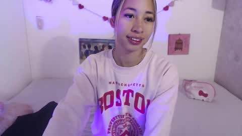 Paola online show from February 21, 11:55 am