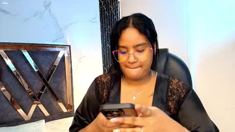 Snapshot of paolacastillo_ chatting on December 15, 11:36 am paolacastillo_ online show from December 15, 11:36 am