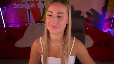 Lia online show from September 15, 6:46 am