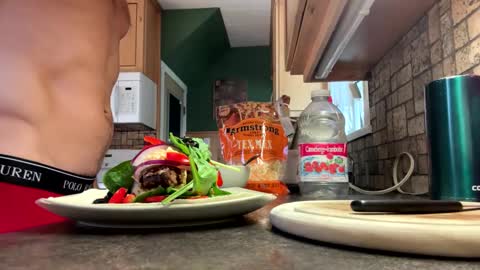 Snapshot of papaboner_foryourpleasure chatting on September 20, 9:16 pm PapaBoner online show from September 20, 9:16 pm