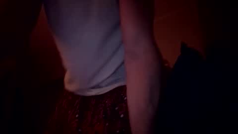 Snapshot of papaboner_foryourpleasure chatting on December 18, 11:27 am PapaBoner online show from December 18, 11:27 am