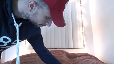 Snapshot of papijakey chatting on January 24, 9:49 am -- New Videos Down Below online show from January 24, 9:49 am