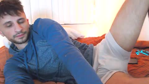 Snapshot of papijakey chatting on February 24, 2:30 am -- New Videos Down Below online show from February 24, 2:30 am