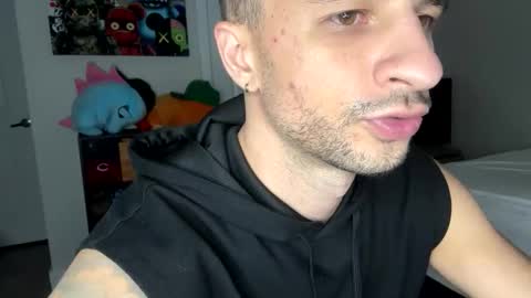 Snapshot of papijakey chatting on November 8, 1:06 am -- New Videos Down Below online show from November 8, 1:06 am