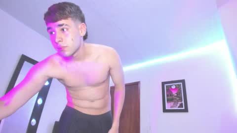 Snapshot of papinoha chatting on October 21, 2:45 am Noha online show from October 21, 2:45 am