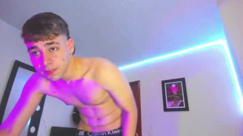 Snapshot of papinoha chatting on November 6, 2:45 am Noha online show from November 6, 2:45 am