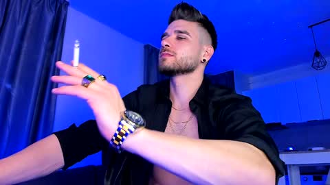 Paris online show from December 16, 1:53 am