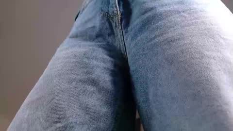 Snapshot of parisfox_ chatting on October 24, 7:43 pm PARIS online show from October 24, 7:43 pm