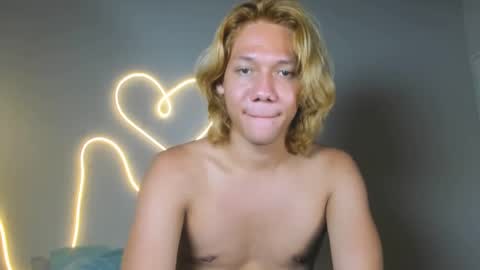 connie online show from December 6, 2:46 am