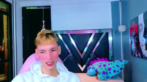 park_jimin1 online show from November 16, 3:50 pm