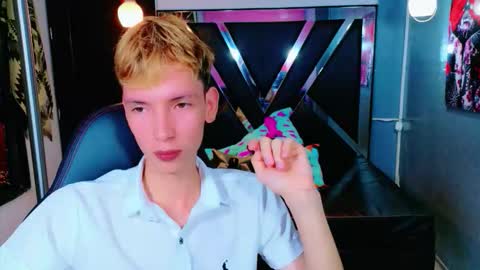 park_jimin1 online show from November 30, 2:54 pm