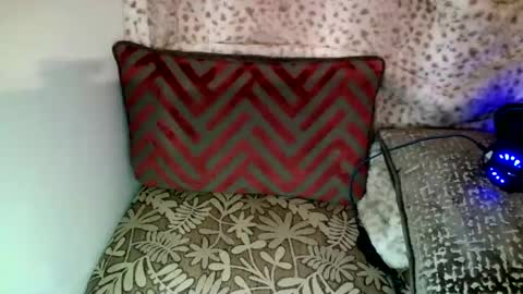 Snapshot of parlaytellio chatting on December 2, 2:42 am Parlay Tellio online show from December 2, 2:42 am