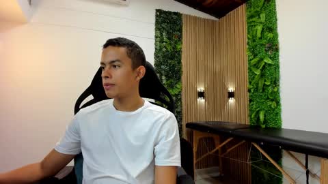 liampacoyosh and erick online show from March 7, 12:56 pm