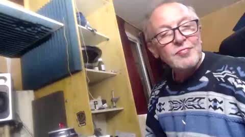 Snapshot of pascal88881 chatting on December 8, 3:10 am pascal88881 online show from December 8, 3:10 am