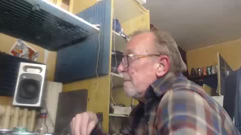 Snapshot of pascal88881 chatting on December 9, 5:19 pm pascal88881 online show from December 9, 5:19 pm