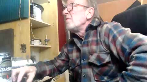 Snapshot of pascal88881 chatting on December 11, 10:16 pm pascal88881 online show from December 11, 10:16 pm