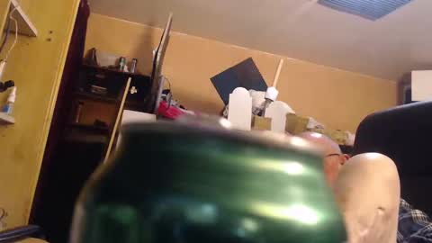 Snapshot of pascal88881 chatting on December 23, 11:49 pm pascal88881 online show from December 23, 11:49 pm