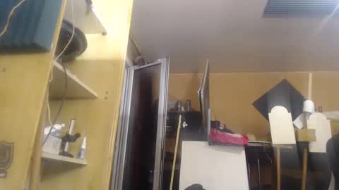 Snapshot of pascal88881 chatting on December 24, 9:00 pm pascal88881 online show from December 24, 9:00 pm