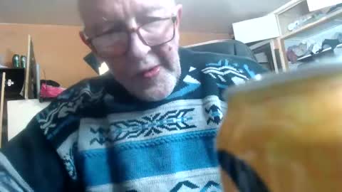 Snapshot of pascal88881 chatting on December 31, 5:55 am pascal88881 online show from December 31, 5:55 am