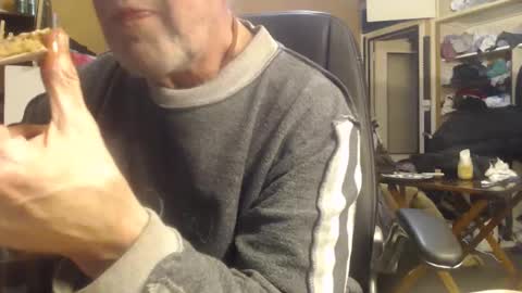 Snapshot of pascal88881 chatting on January 1, 6:58 am pascal88881 online show from January 1, 6:58 am