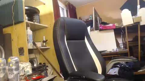 Snapshot of pascal88881 chatting on January 5, 12:10 pm pascal88881 online show from January 5, 12:10 pm