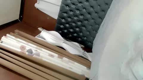 Snapshot of passion_de_amor18 chatting on March 7, 2:23 pm Tasty Alice online show from March 7, 2:23 pm