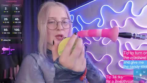 Snapshot of passion_luna chatting on October 14, 12:50 pm LunaAlan online show from October 14, 12:50 pm