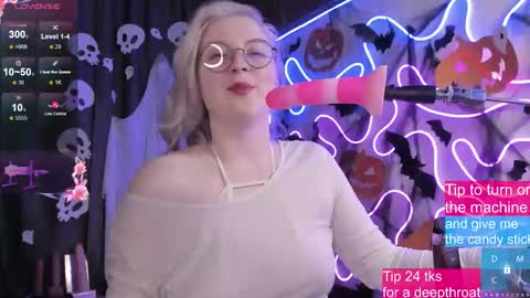 Snapshot of passion_luna chatting on November 9, 4:00 am LunaAlan online show from November 9, 4:00 am