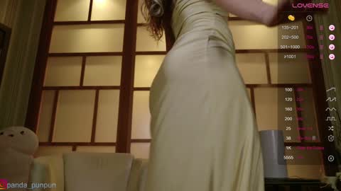 Snapshot of pathos_of_things chatting on January 8, 2:14 pm off - Tuesday and wednesdayfriday online show from January 8, 2:14 pm