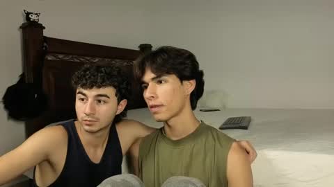 patri_ck_villa online show from October 1, 11:00 pm