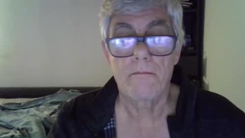 patrick5275 online show from December 7, 9:44 pm