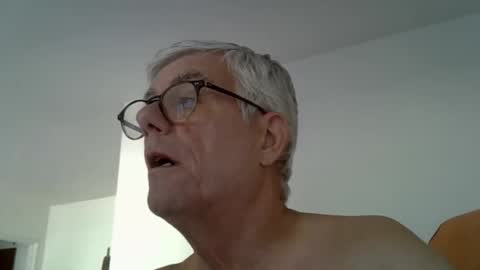 patrick5275 online show from September 12, 8:14 am